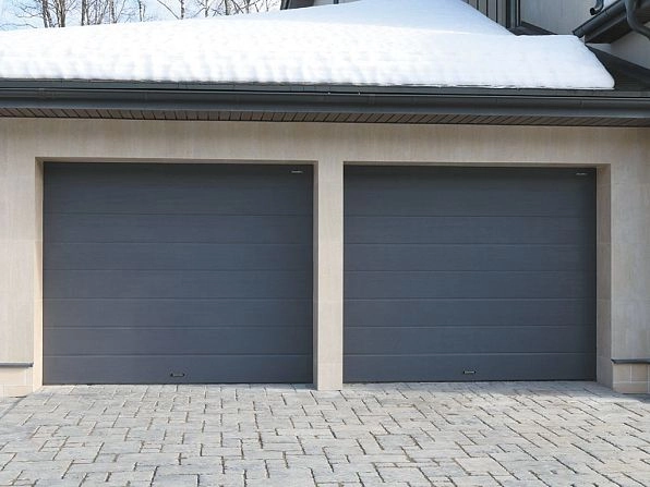 Секционные ворота 2900х2500 мм антрацитовые DoorHan RSD02, novokuznetsk.doorhan.ru